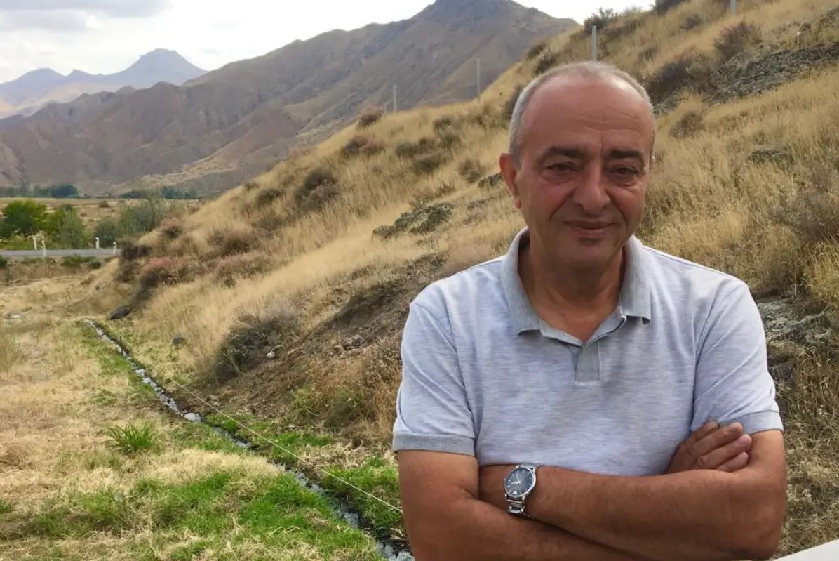 Armen Khalatyan – zakladatel